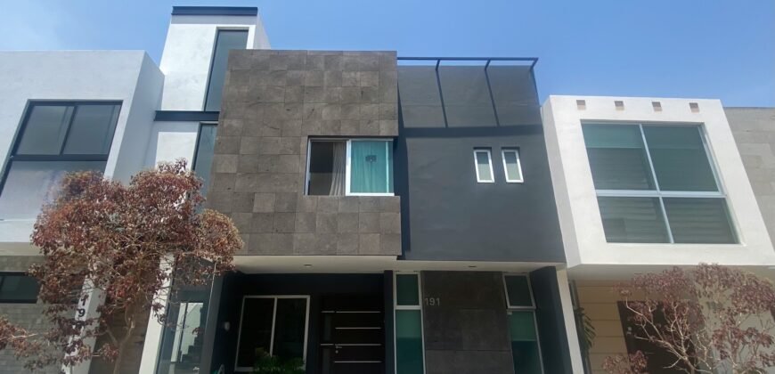 Casa en Venta en Nueva Galicia – Tlajomulco de Zúñiga⁩