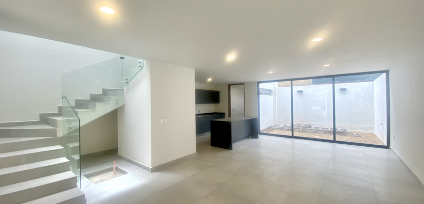 Casa en Venta – Madeiras II, Zapopan