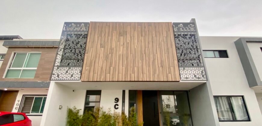 Casa en Venta en Bosques Cedros Residencial,  Tlajomulco de Zúñiga