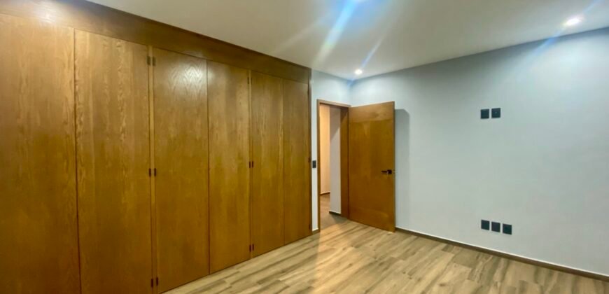 Casa en Venta en Bosques Cedros Residencial,  Tlajomulco de Zúñiga