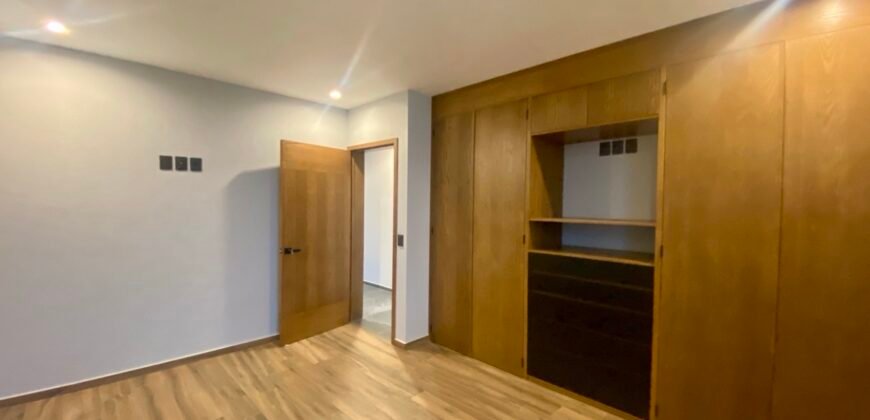 Casa en Venta en Bosques Cedros Residencial,  Tlajomulco de Zúñiga