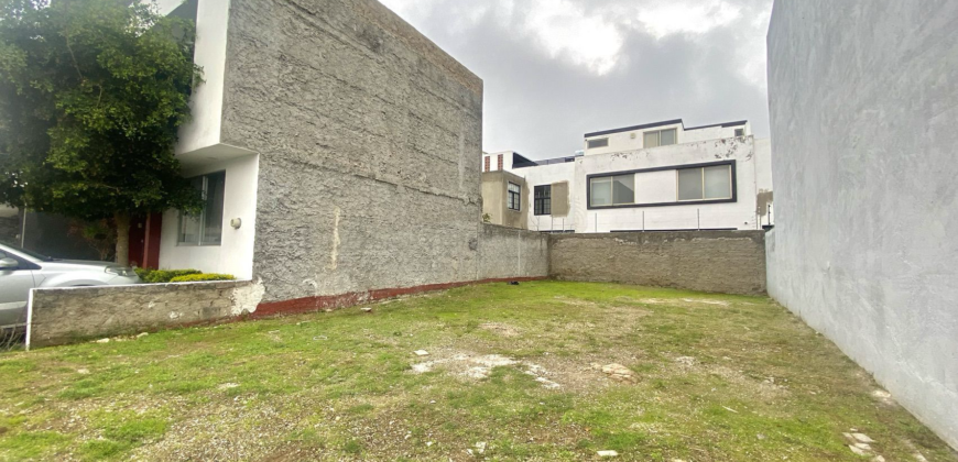 Terreno en Venta en Bosques Cedros Residencial, Tlajomulco de Zúñiga