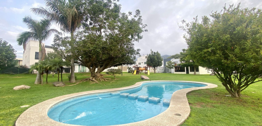 Terreno en Venta en Bosques Cedros Residencial, Tlajomulco de Zúñiga
