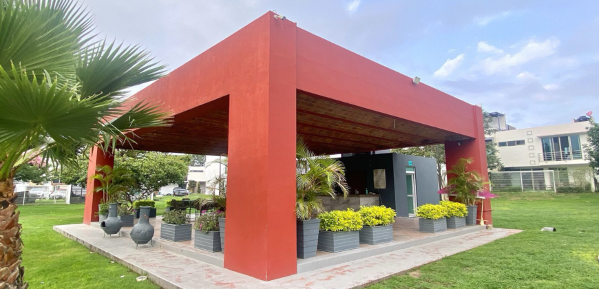 Terreno en Venta en Bosques Cedros Residencial, Tlajomulco de Zúñiga