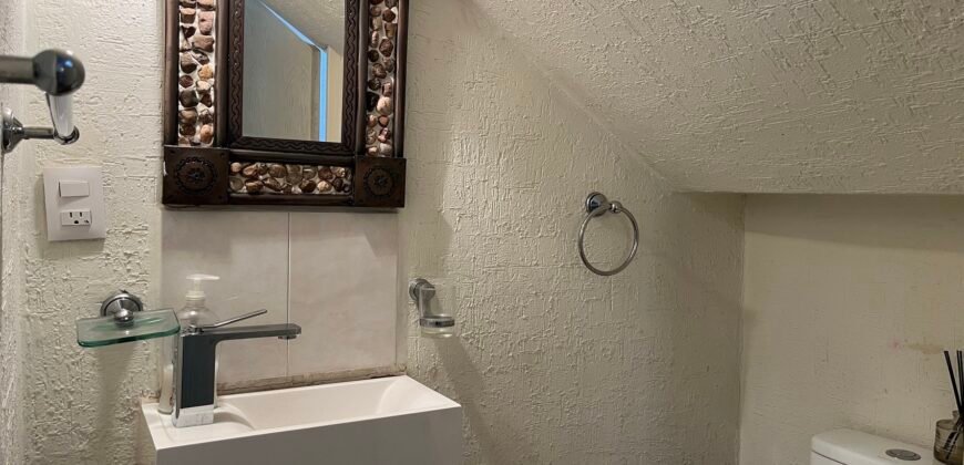 Casa en Venta, Camino Real a Colima