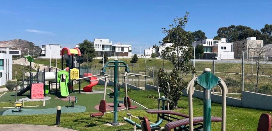 Terreno en Venta en Valle Imperial, Zapopan