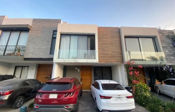 Casa en Venta en Paseo del Origen
