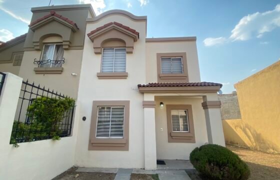 Casa en Venta Paseos De Santiago, Coyula