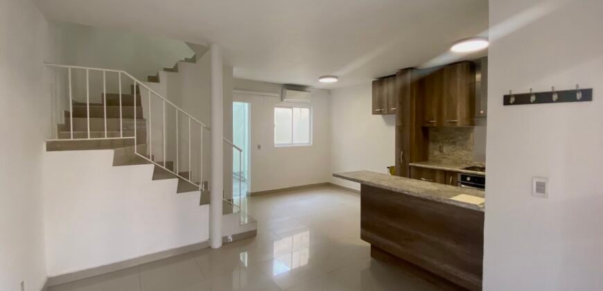 Casa en Venta Paseos De Santiago, Coyula