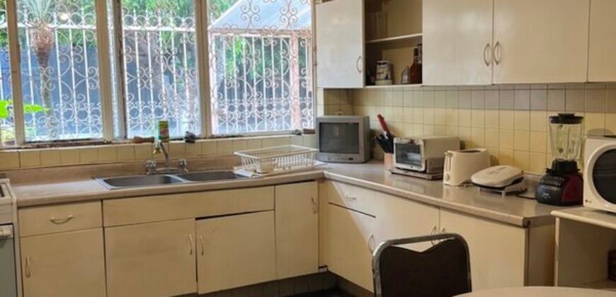 Casa en Venta con uso Mixto en colonia Ladrón de Guevara Guadalajara