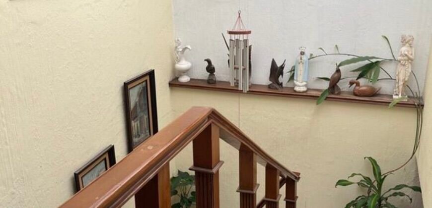 Casa en Venta con uso Mixto en colonia Ladrón de Guevara Guadalajara